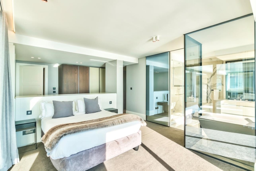 5 Bedroom Property for Sale in Bantry Bay Western Cape